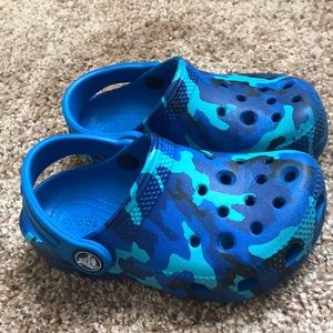 CROCS - Size 8t kids crocs
